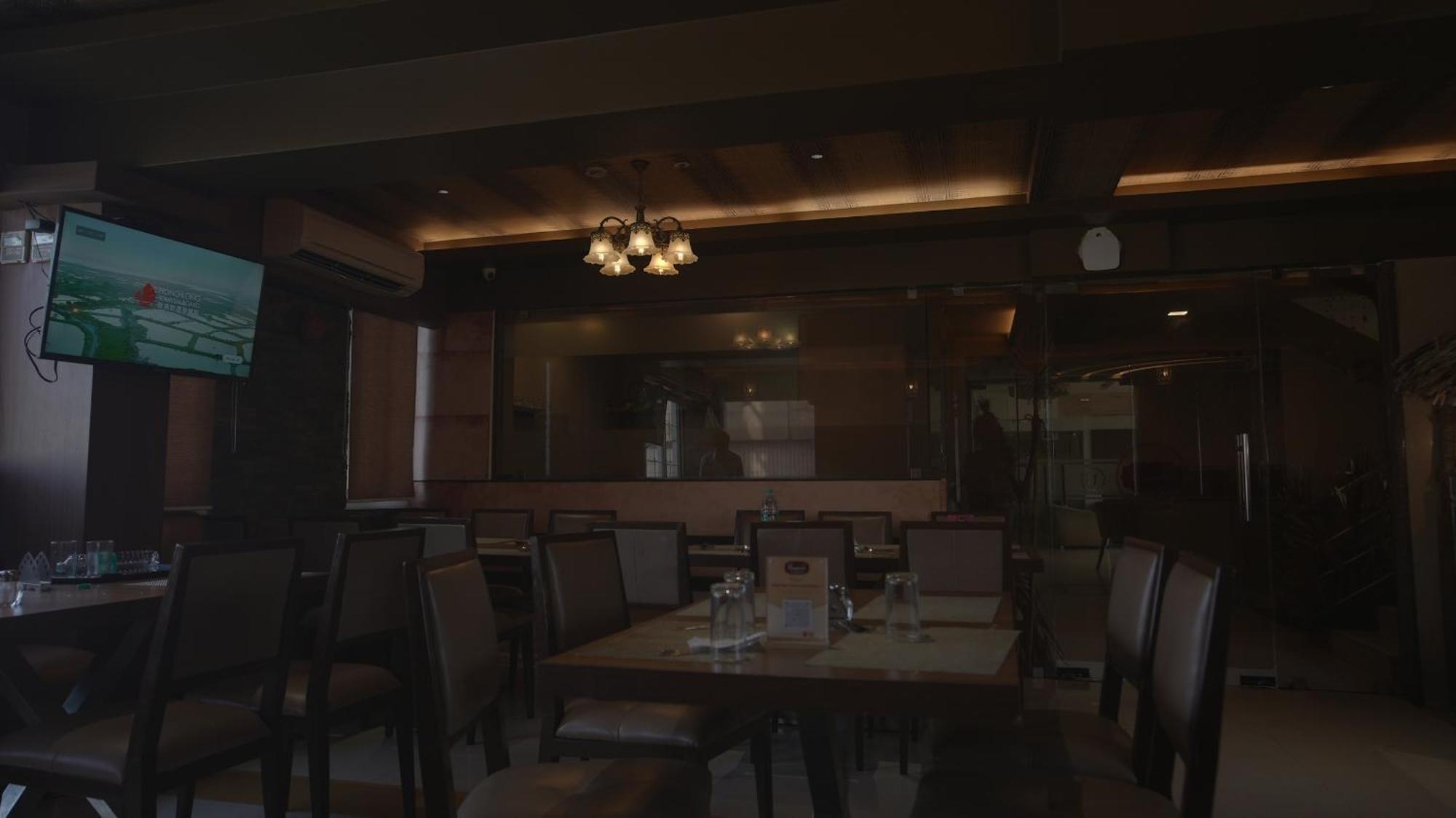 Hotel SRR Grand Chennai Exterior foto